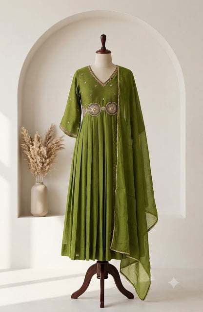 GREEN SILK  ETHNIC SUIT-1399