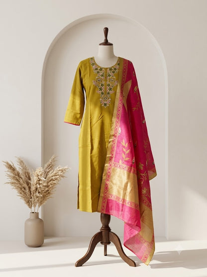 GREEN SILK ETHNIC SUIT-1072