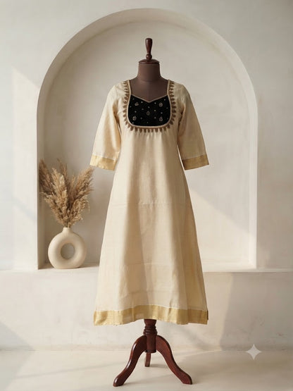 KASAVU PATCH YOKE KURTI-6008