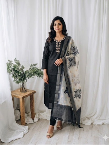 MIDNIGHT BLOOM ETHNIC SUIT - 1023