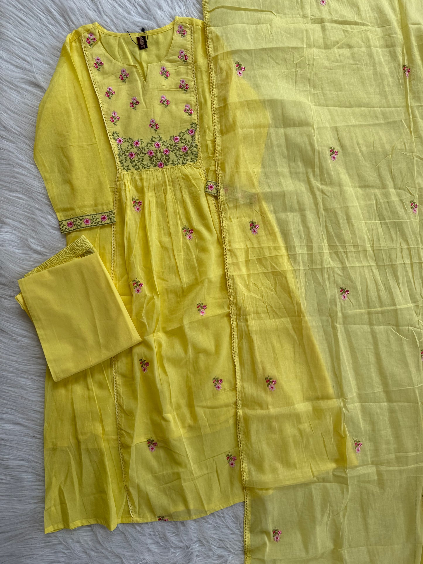 FULL VIEW