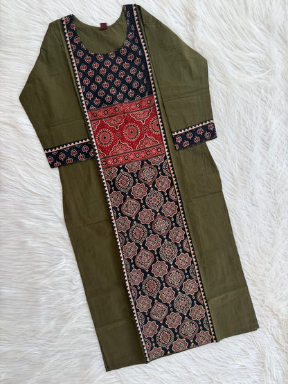 AJRAKH ESSENCE GREEN KURTI-6037