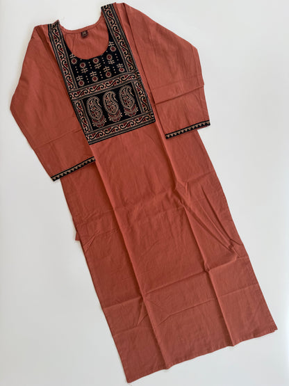 AJRAKH YOKE PEACH KURTI-6077