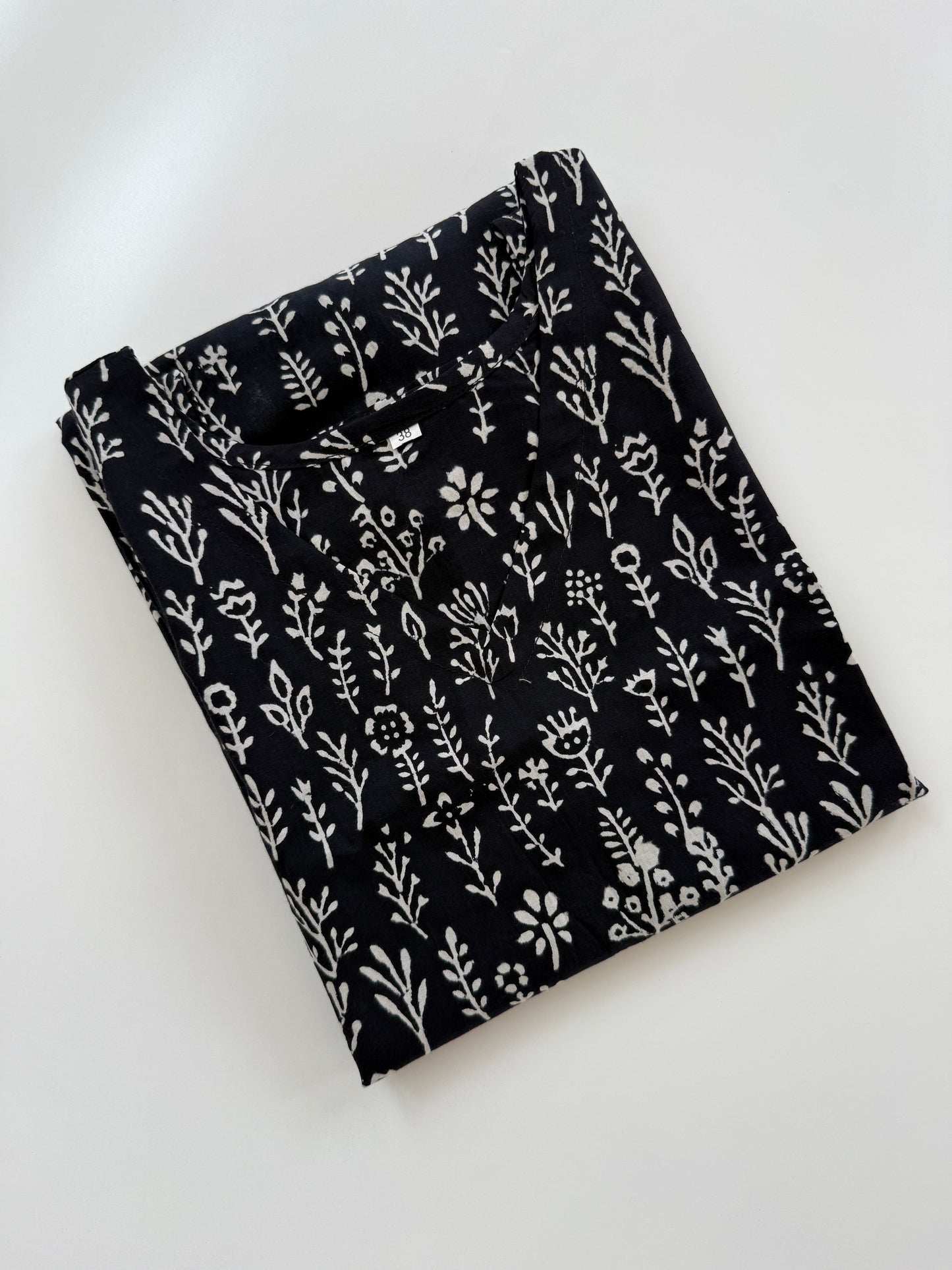 INDIE PRINT DRESS  BLACK-6109