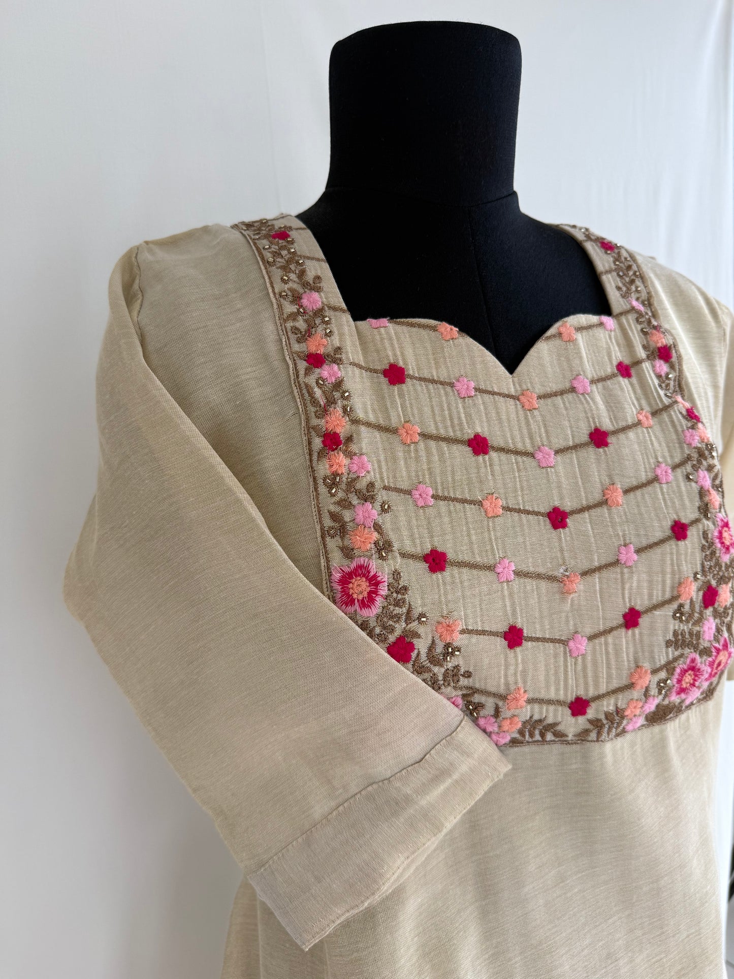 KASAVU PETAL KURTI-6130