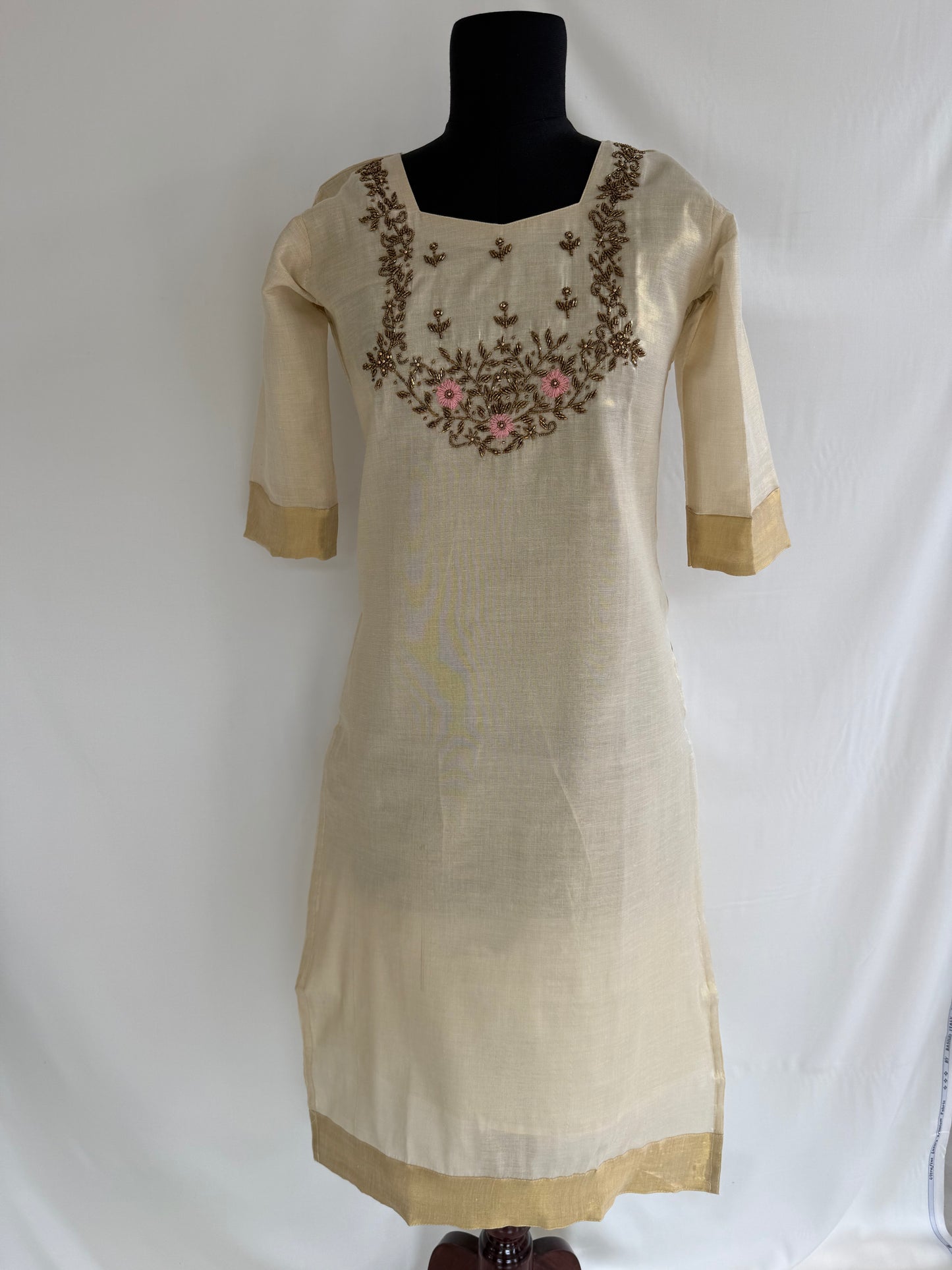 KASAVU FLORAL YOKE KURTI-6009