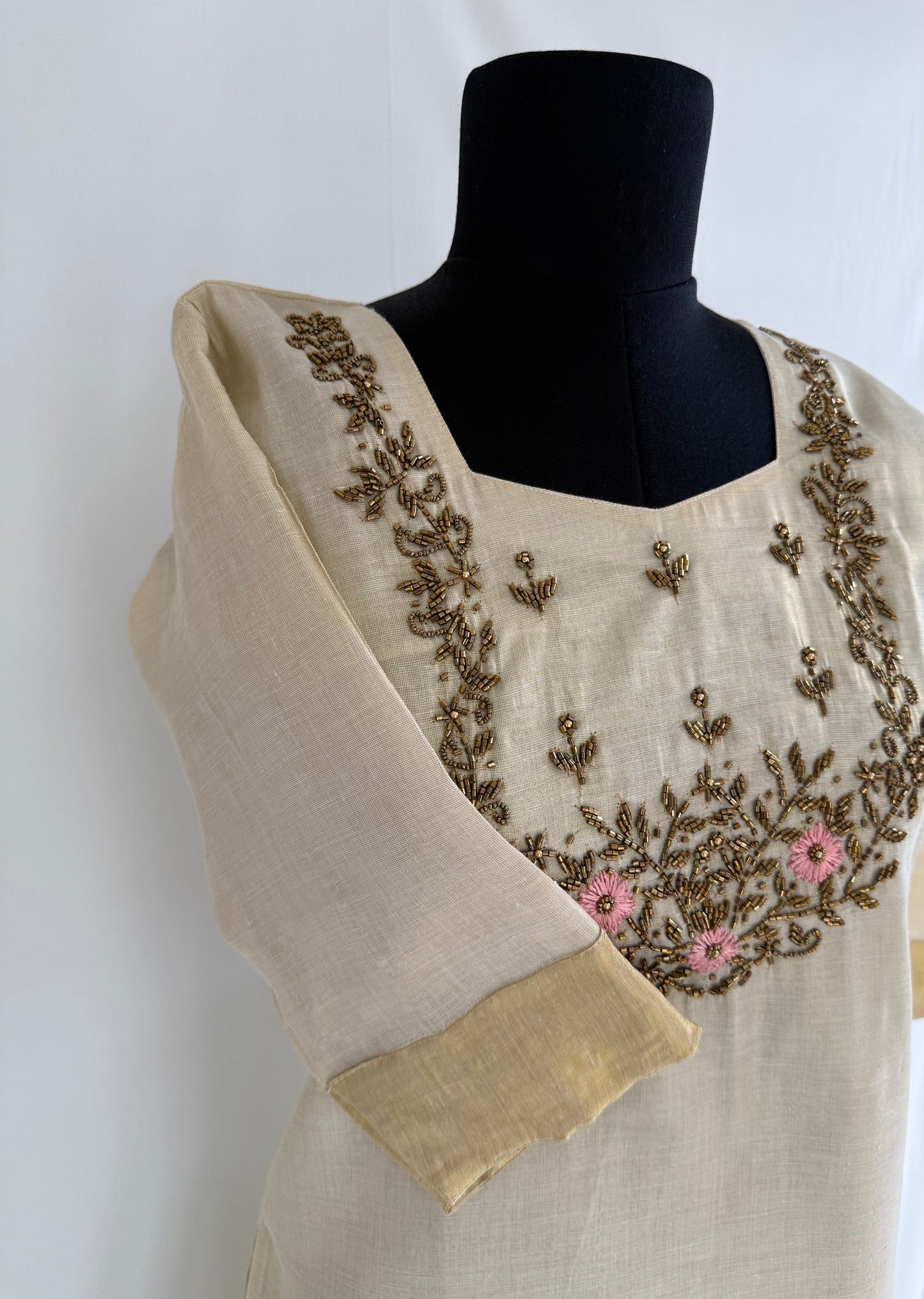 KASAVU FLORAL YOKE KURTI-6009